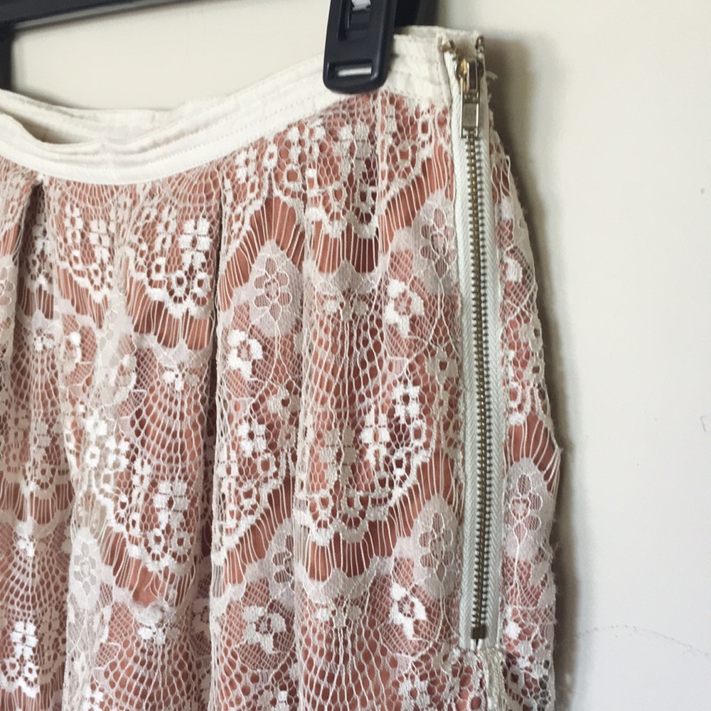 Sundance lace skirt - Picture 2 of 4